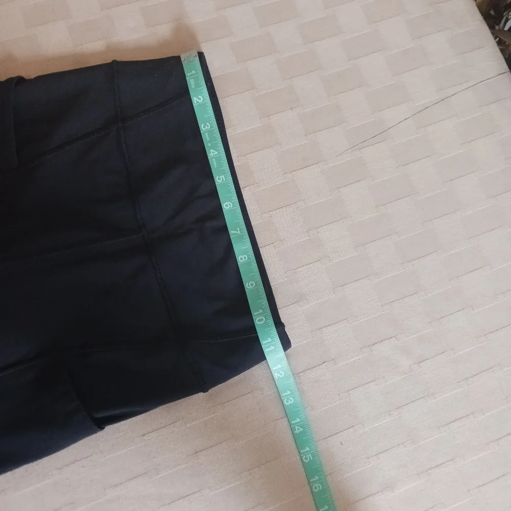 Lululemon Break Free Tight 25" - Picture 14 of 16